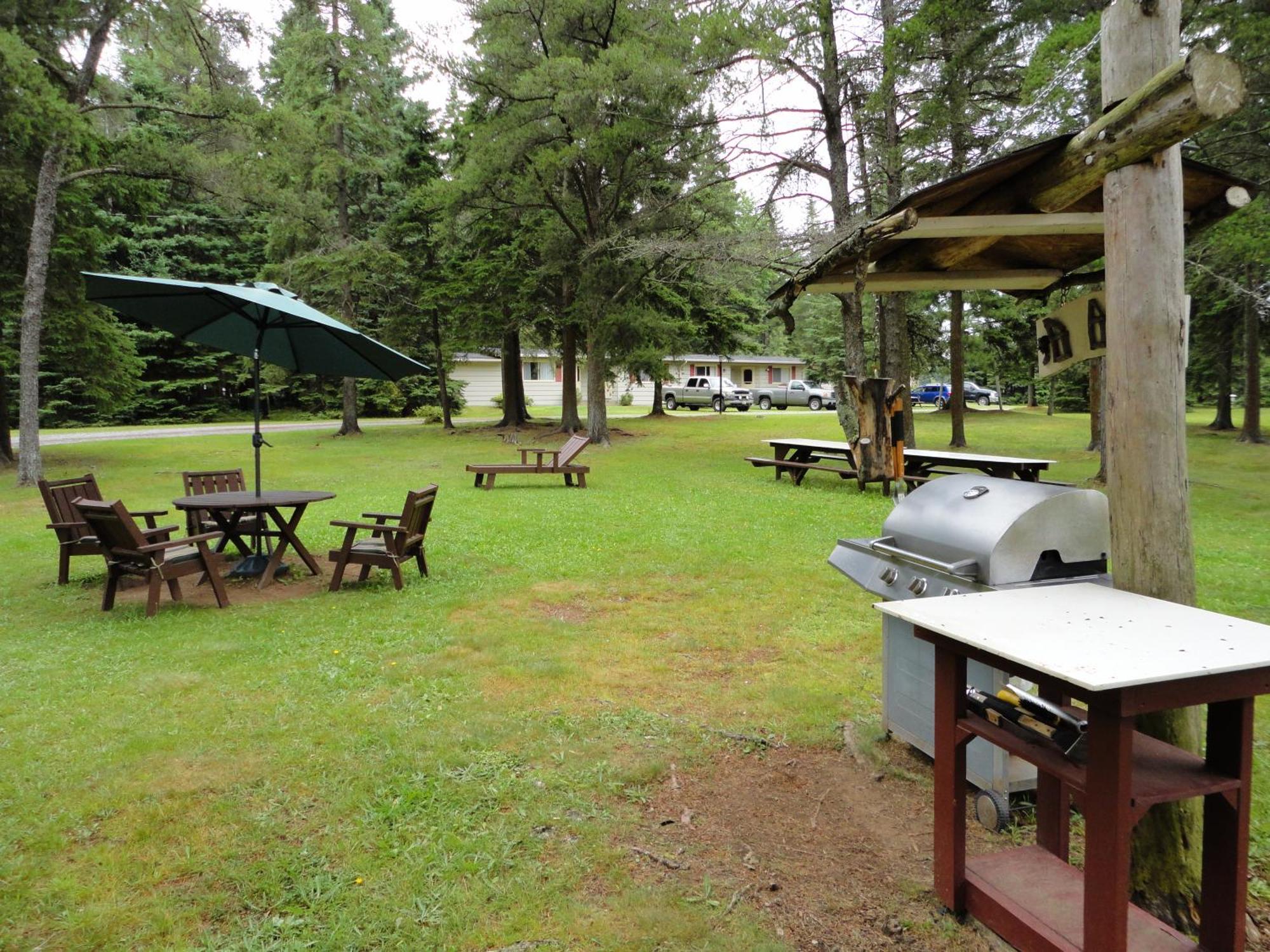 Pinecone Motel Sussex Luaran gambar